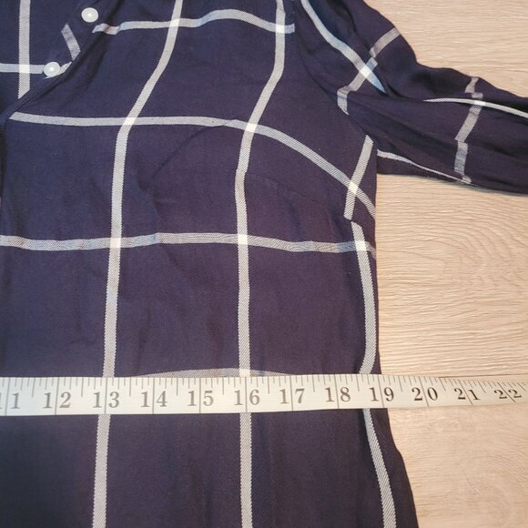 Talbots Tunic Top Women M Windowpane Button Cuffs Notched Neck Blue White - Picture 7 of 10